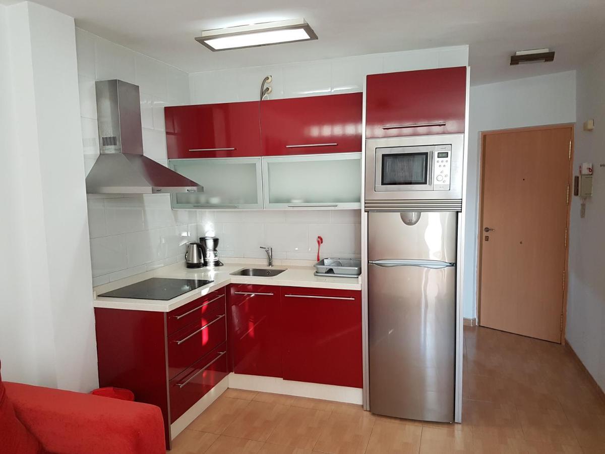 Mini Penthouse Close To Beach With Nice Seaviews เนร์คา ภายนอก รูปภาพ